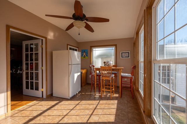103 Daniel Cir, Collinwood, TN 38450