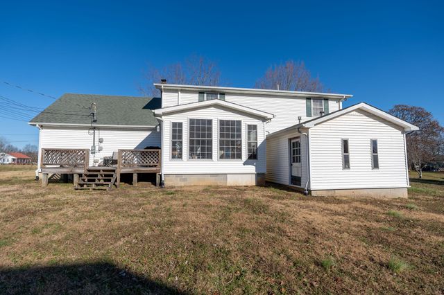 103 Daniel Cir, Collinwood, TN 38450