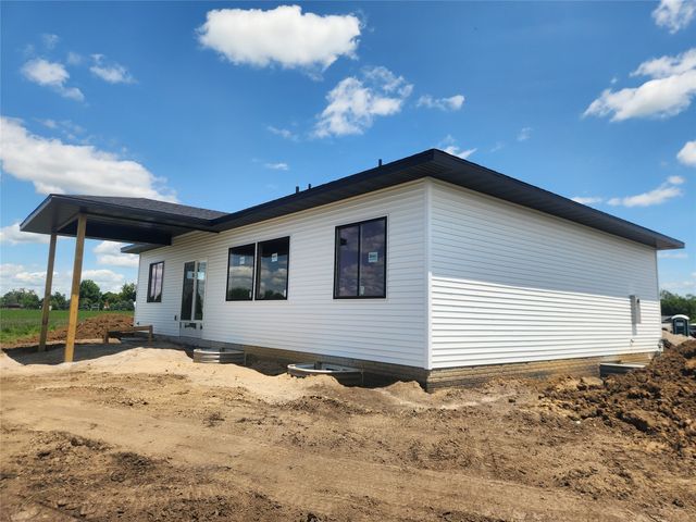 302 Willow Street, Baxter, IA 50028