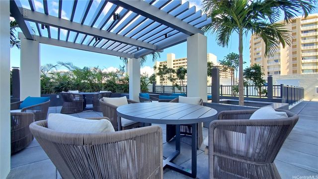 629 Keeaumoku Street 2312, Honolulu, HI 96814