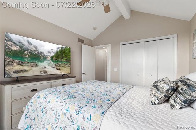 48842 Penrose Lane, Macomb, MI 48044