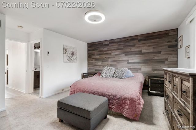 48842 Penrose Lane, Macomb, MI 48044
