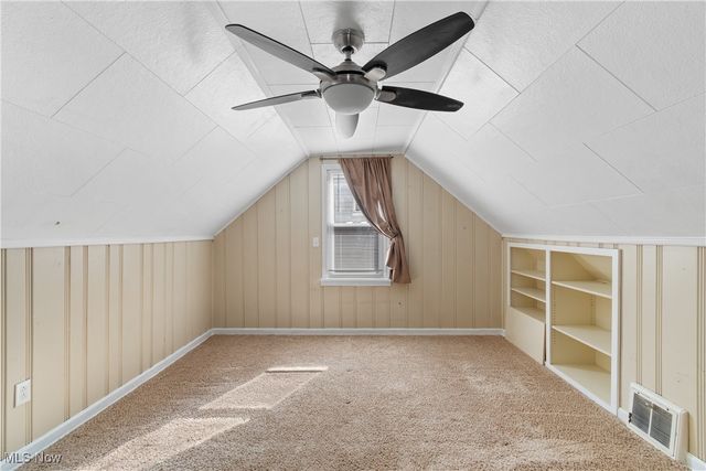 40 E Dresden Avenue, Akron, OH 44301