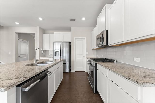 156 Round Pond Drive, Lilburn, GA 30047