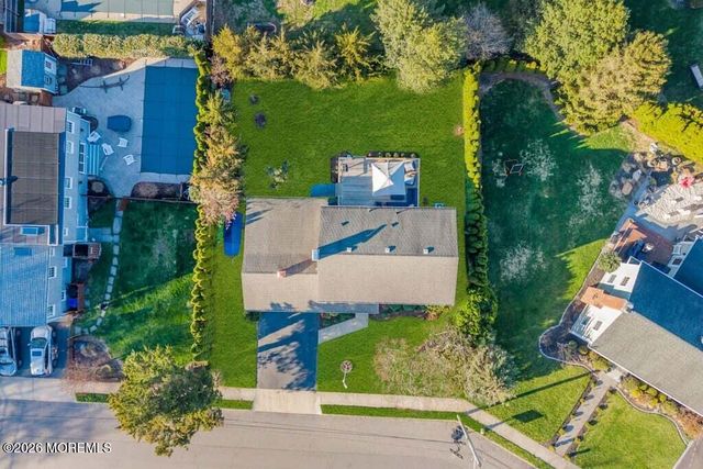 100 Mohegan Road, Manasquan, NJ 08736