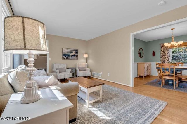 100 Mohegan Road, Manasquan, NJ 08736