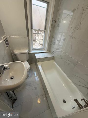 1618 S BAILEY ST, Philadelphia, PA 19145