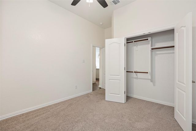 296 Durian LOOP, Buda, TX 78610