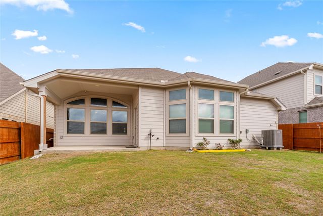 296 Durian LOOP, Buda, TX 78610