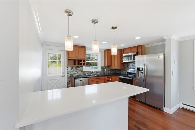 20 Mellen St, Hopedale, MA 01747