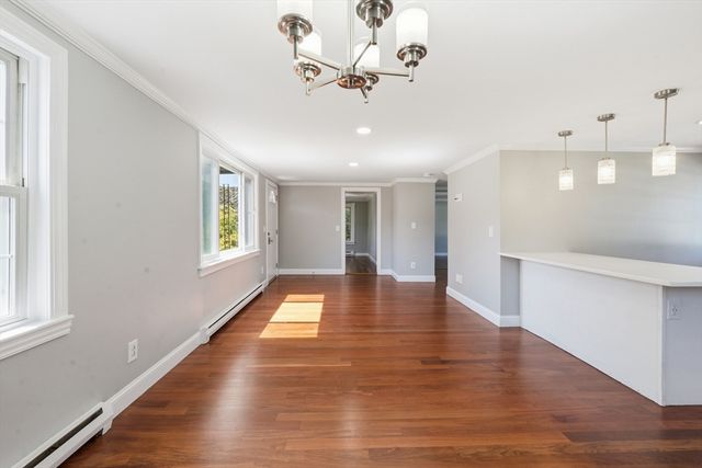 20 Mellen St, Hopedale, MA 01747