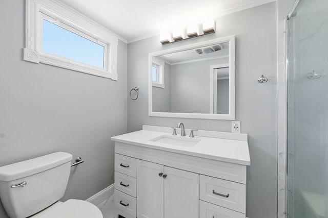 20 Mellen St, Hopedale, MA 01747