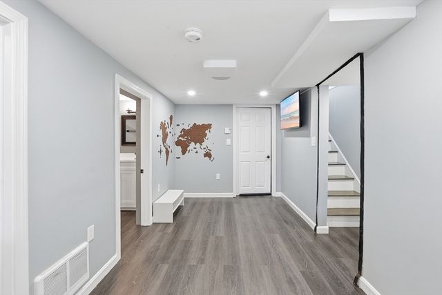 20 Mellen St, Hopedale, MA 01747