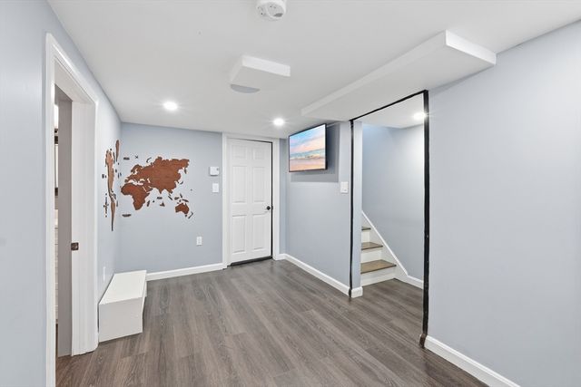 20 Mellen St, Hopedale, MA 01747