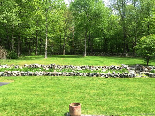 2130 Hunterbrook Road, Yorktown Heights, NY 10598