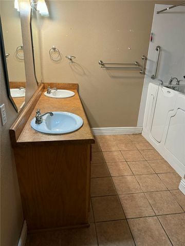 2010 Walnut Grove Road, Prairie Grove, AR 72753