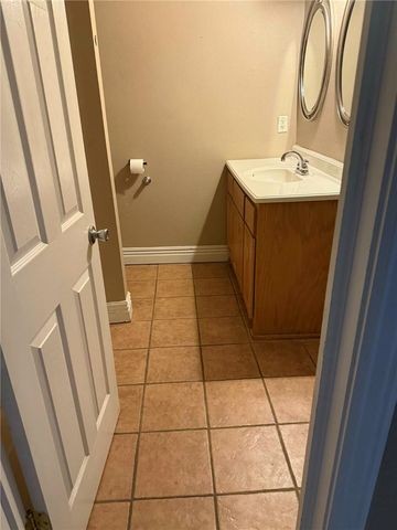 2010 Walnut Grove Road, Prairie Grove, AR 72753