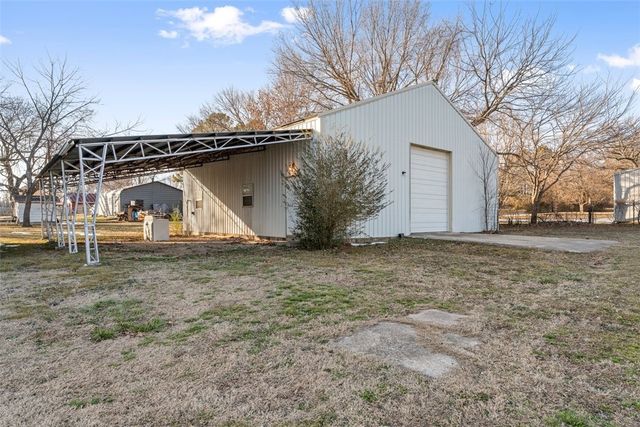 2010 Walnut Grove Road, Prairie Grove, AR 72753