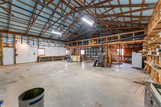 2010 Walnut Grove Road, Prairie Grove, AR 72753