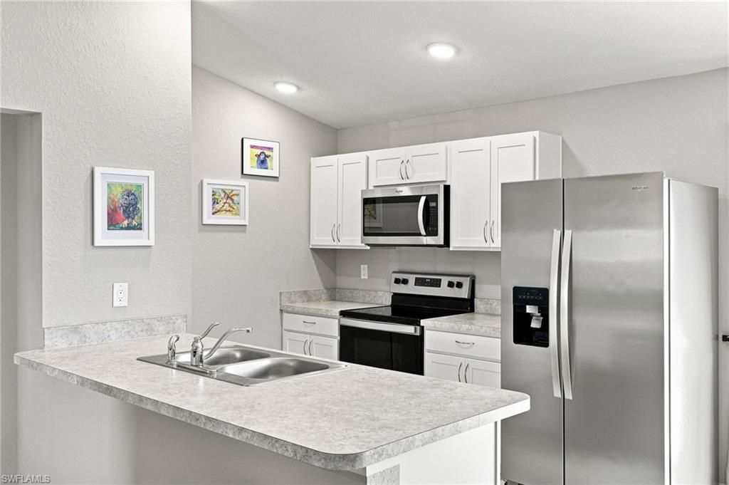 2725 NW 19th PL, CAPE CORAL, FL 33993 — photo 2