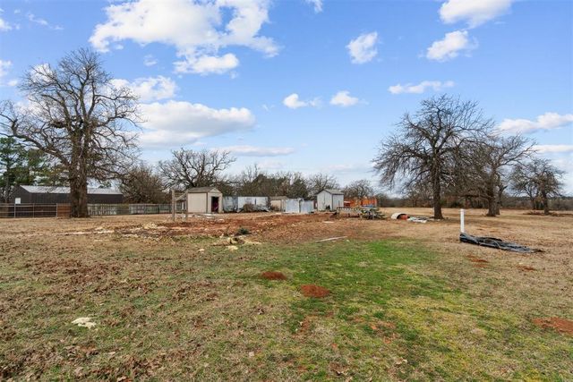615 Yoachum Road, Harrah, OK 73045