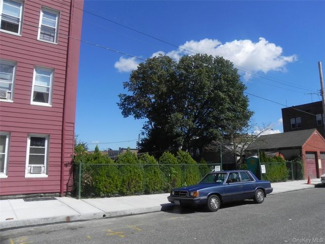 49 Fifth Street 8, New Rochelle, NY 10801