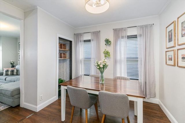 725 School St, Lowell, MA 01851