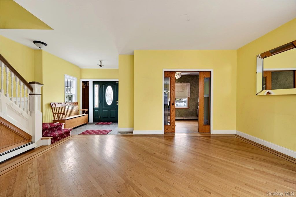36 Union Place, Lynbrook, NY 11563 — photo 4
