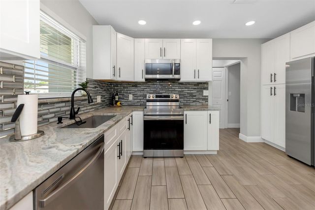 1437 CARLOS AVENUE, Clearwater, FL 33755