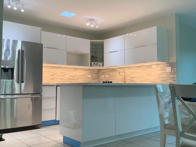 111 CALLE, Humacao, PR 00791