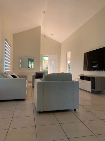 111 CALLE, Humacao, PR 00791