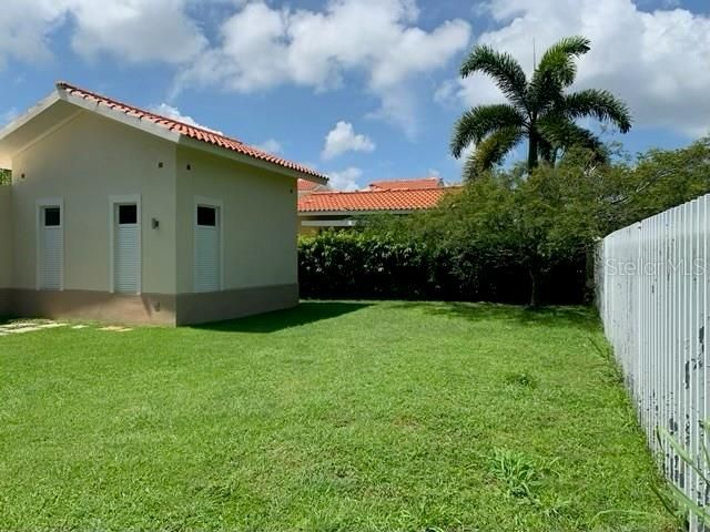 111 CALLE, Humacao, PR 00791