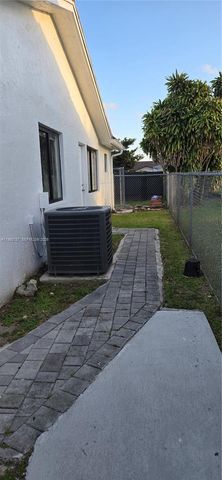 11250 SW 138th St 11250, Miami, FL 33176