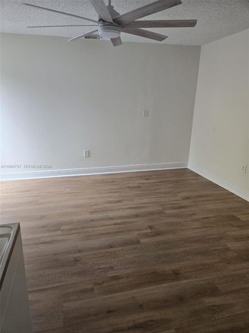 11250 SW 138th St 11250, Miami, FL 33176