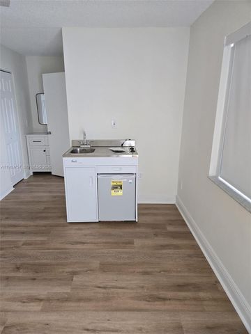 11250 SW 138th St 11250, Miami, FL 33176