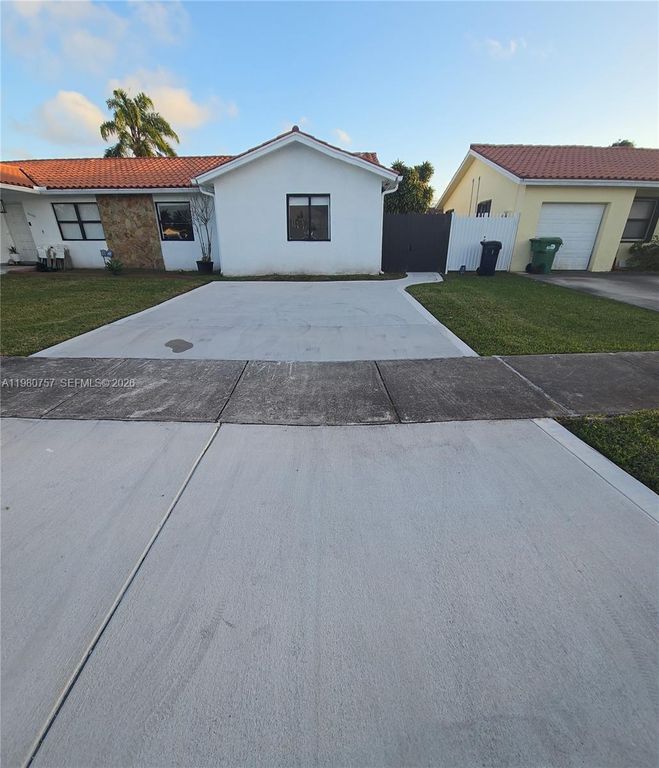 11250 SW 138th St 11250, Miami, FL 33176