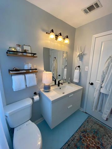 1804 Adina ST, Austin, TX 78721