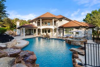 2404 University Club DR, Austin, TX 78732