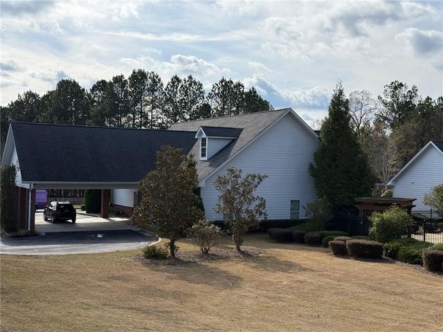 4466 Estate Street, Atlanta, GA 30349