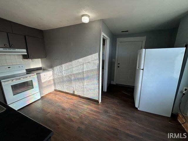 2923 Mount Vernon Avenue, Evansville, IN 47712