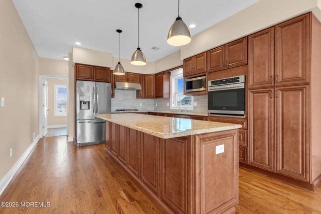 1819 Lookout Drive, Toms River, NJ 08753