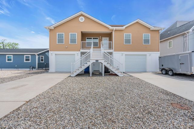 1819 Lookout Drive, Toms River, NJ 08753