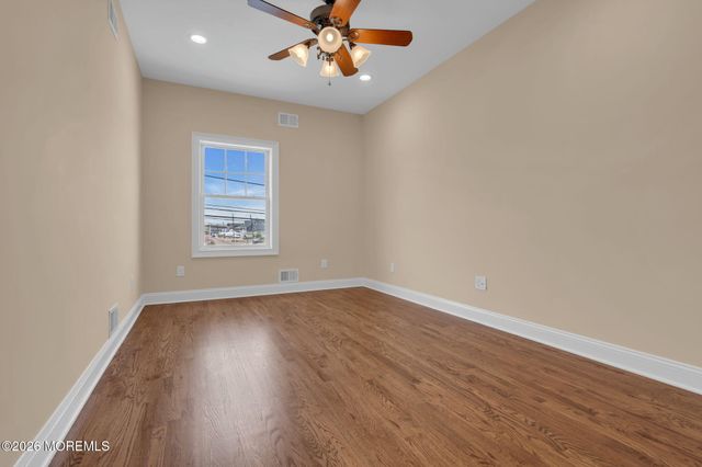 1819 Lookout Drive, Toms River, NJ 08753