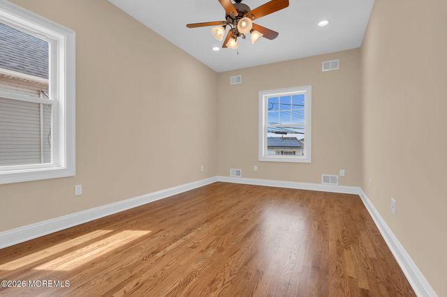 1819 Lookout Drive, Toms River, NJ 08753