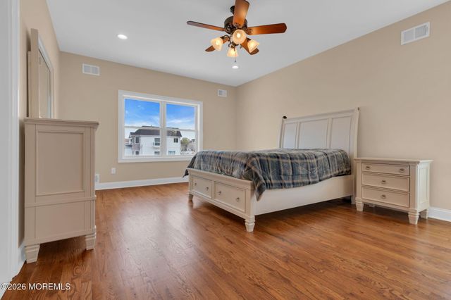 1819 Lookout Drive, Toms River, NJ 08753