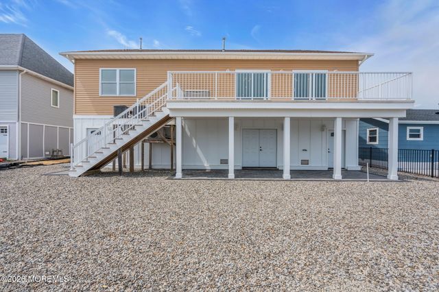 1819 Lookout Drive, Toms River, NJ 08753