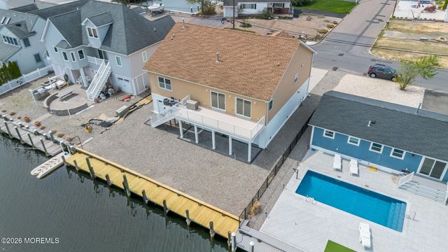 1819 Lookout Drive, Toms River, NJ 08753