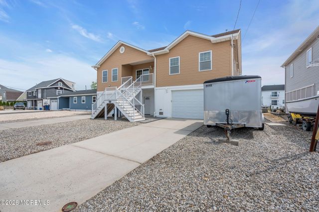 1819 Lookout Drive, Toms River, NJ 08753