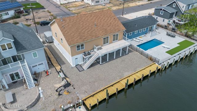 1819 Lookout Drive, Toms River, NJ 08753