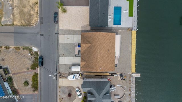 1819 Lookout Drive, Toms River, NJ 08753